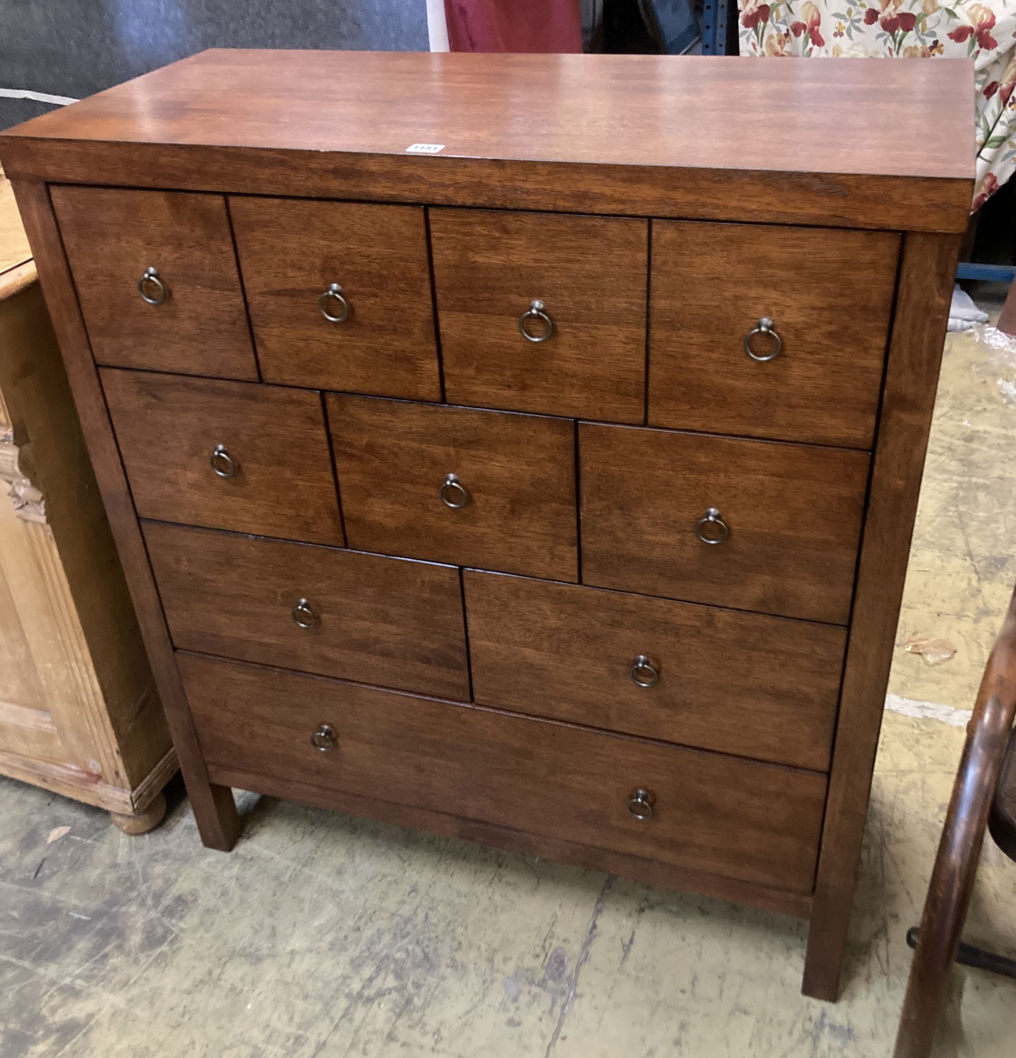 A modern Willis & Gambier mahogany eight drawer chest of drawers, width 96cm, depth 43cm, height 110cm